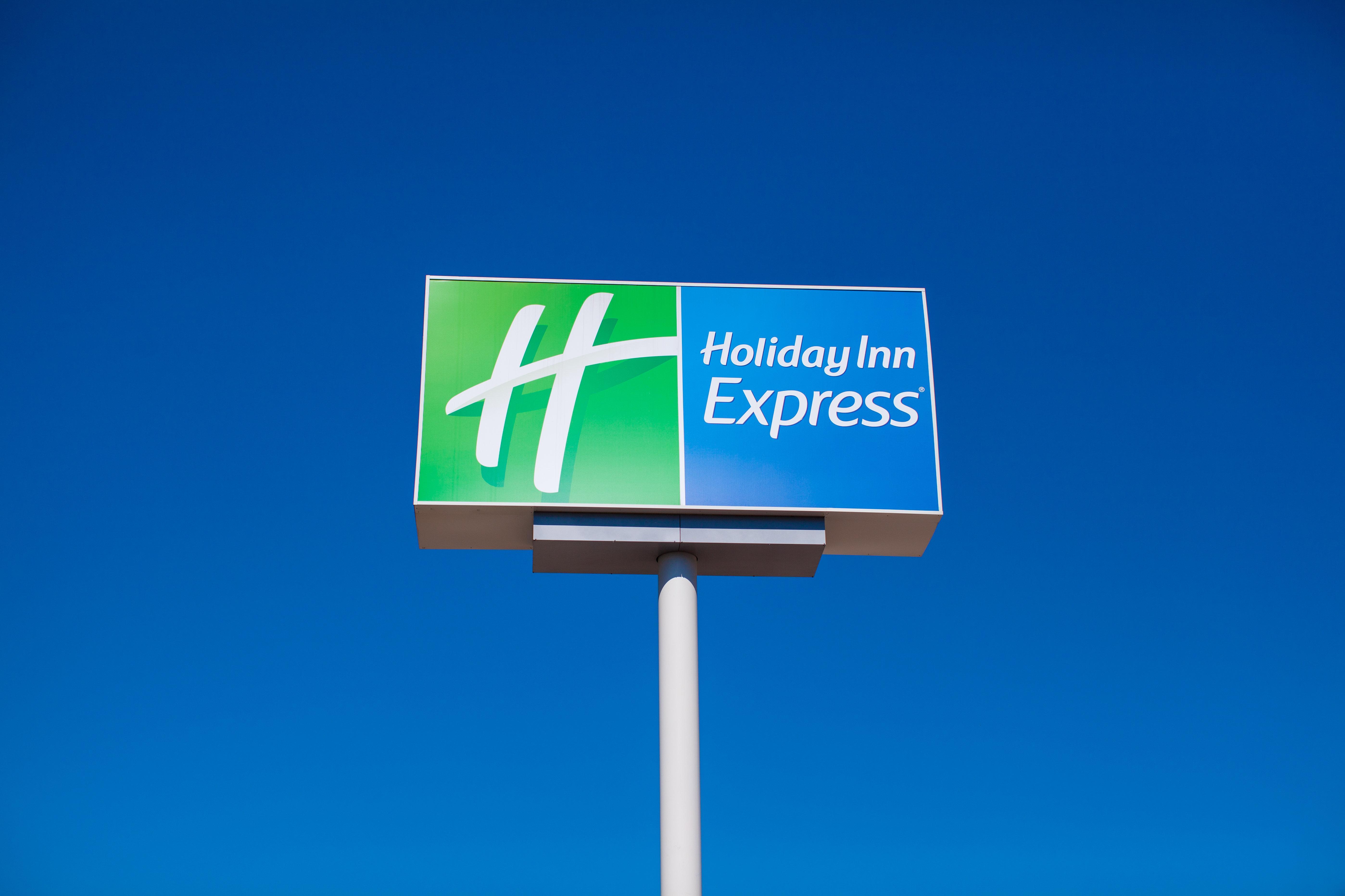 Holiday Inn Express Toulon - Est, An Ihg Hotel Bagian luar foto