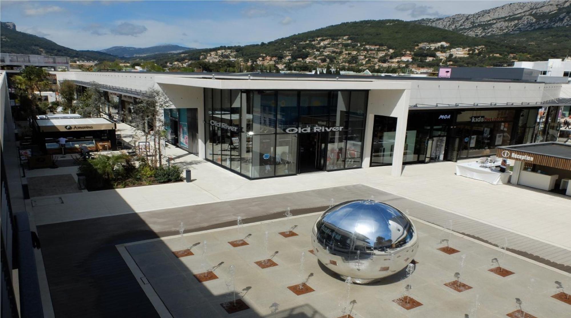 Holiday Inn Express Toulon - Est, An Ihg Hotel Bagian luar foto